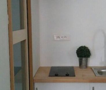 BEAU STUDIO CENTRE VILLE - PROCHE TRAMWAY,BUS,VELB - Photo 4