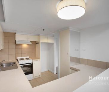 “Bourke Street Beauty!” - Photo 4