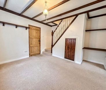 2 bedroom semi-detached house to rent - Photo 6