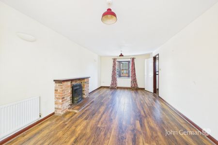 4 bedroom detached to let - Photo 3