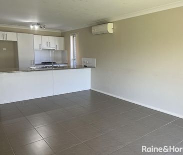 Low Maintenance Home - Photo 6