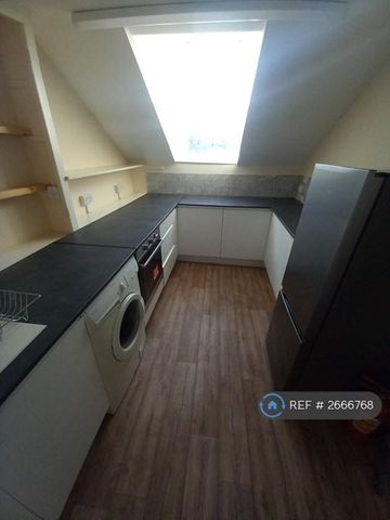 1 bedroom flat to rent - Photo 3