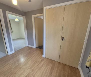 2 bedroom flat to rent - Photo 6