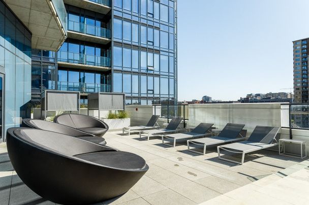 1188 Rue St-Antoine O., #2108 - Photo 1