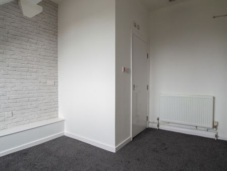1 Bedroom Apartment For Rent - Photo 4
