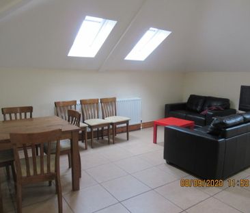 Unit 16, 81 FITZROY AVENUE, Belfast, BT7 1HT - Photo 4