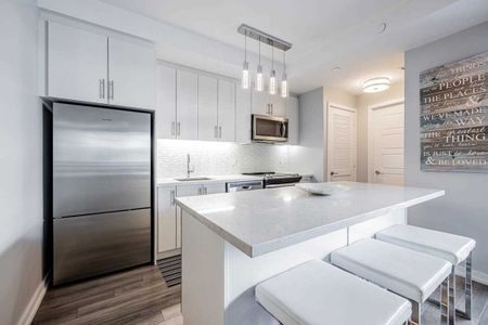 For Lease - 271 Sea Ray Avenue Unit# B203, Innisfil, Ontario - Photo 3