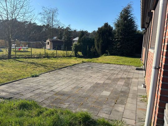 TE HUUR: Vrijstaande woning met 2 slaapkamers en tuin in Heusden! - Foto 1