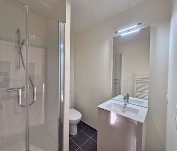 Location Appartement 1 pièce 29m² - Photo 2