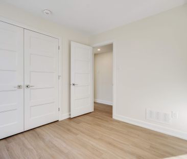 For Lease - 958 Fisher Avenue Unit# B, Carlington - Central Park, O... - Photo 5