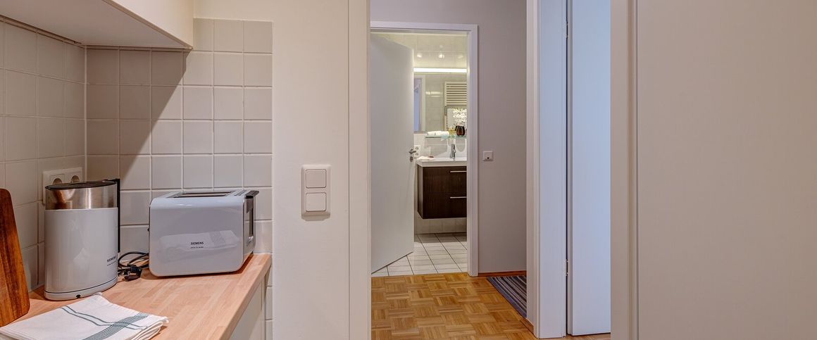 Bright and quiet apartment near Arabellapark - Foto 1