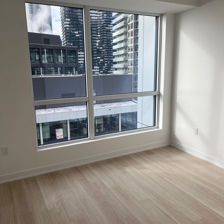 For Lease - 15 Richardson Street Unit# 1717, Toronto, Ontario - Photo 3
