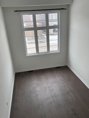 For Lease - 488 Parent Place Unit# Upper, Milton, Ontario - Photo 1