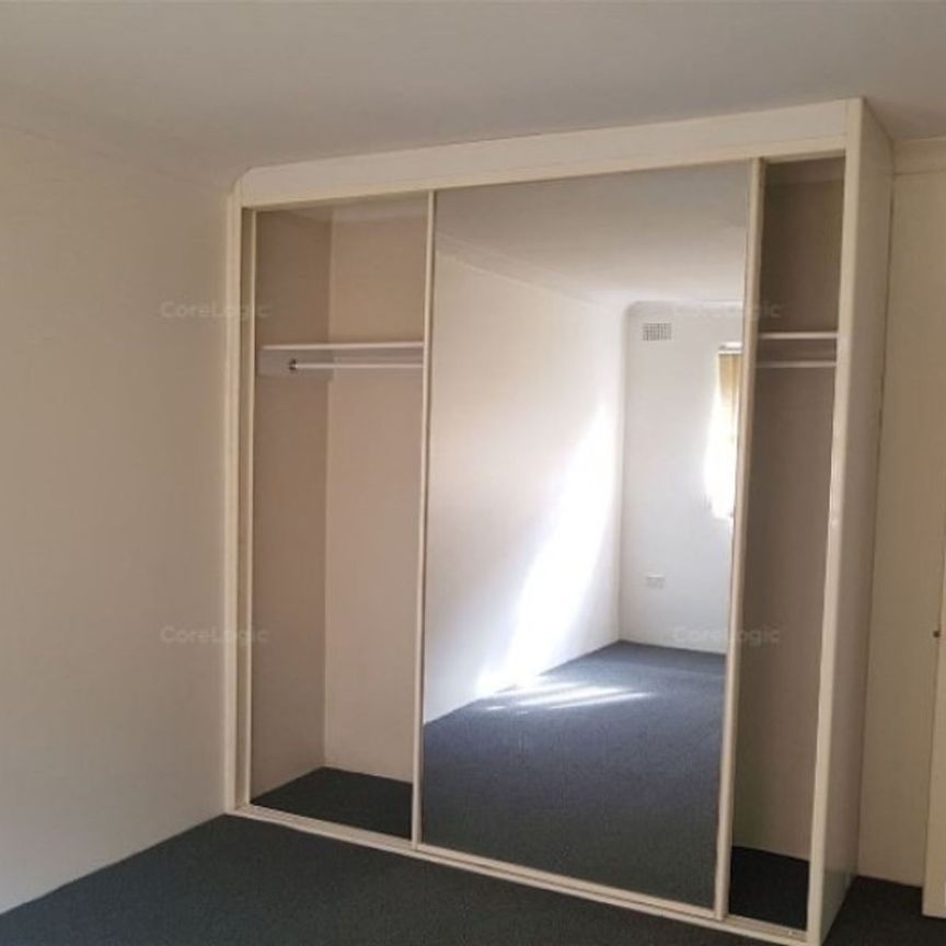 Neat & Tidy - Photo 1