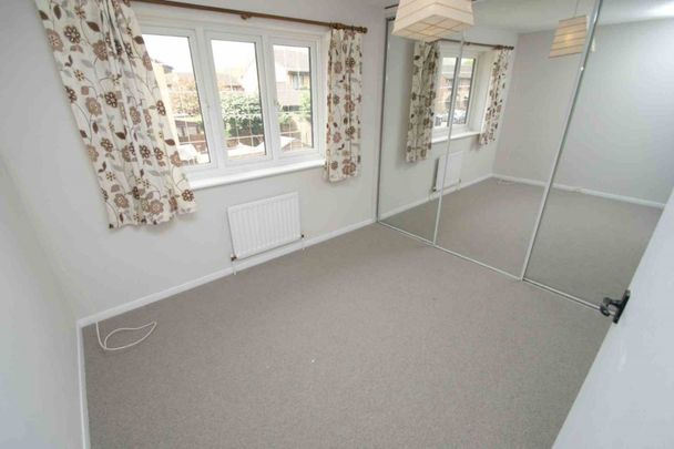 2 bed House for rent - Photo 1