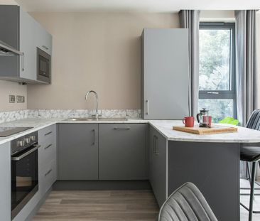 Apartment to rent on - Photo 3
