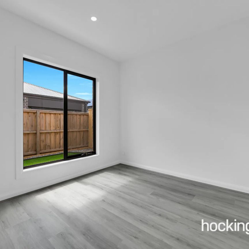 Brand New Family Home In Prime Location!! - Photo 1