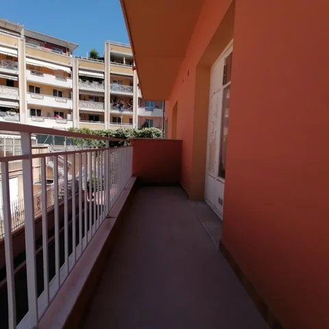 Location Appartement - Saint-André-de-la-Roche - Photo 1