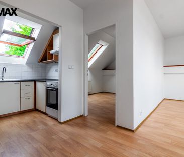 Pronájem bytu 3+kk v osobním vlastnictví 62 m², Jesenice - Photo 6