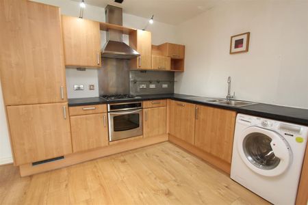 St James Quay, Leeds City Centre, LS10 1HG - Photo 5