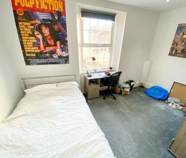 4 bedroom flat to rent - Photo 4