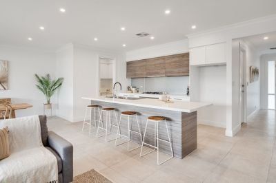 2/437A Grange Road, Seaton - Photo 2