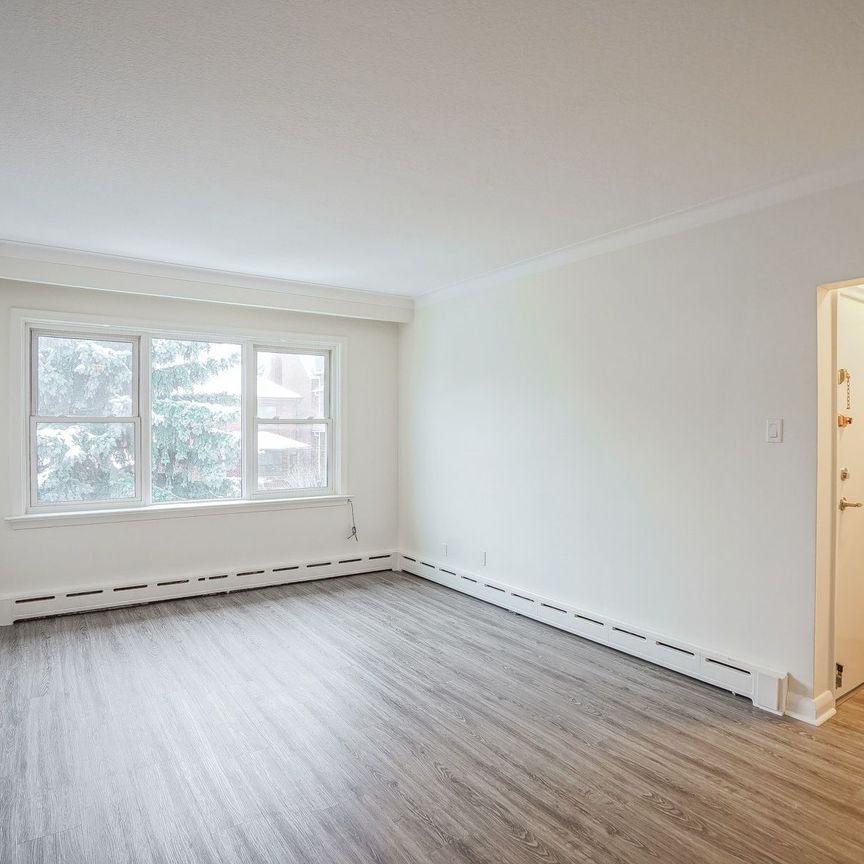 For Lease - 293 Indian Grove Unit# 3, Toronto, Ontario - Photo 1