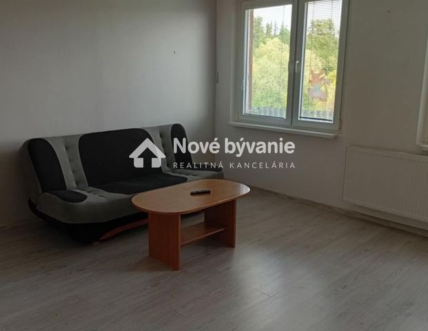 Hľadáme byt na prenájom vo Vranove nad Topľou - Fotografia 1