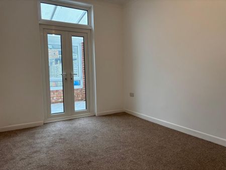2 bedroom terraced house to rent - Photo 3