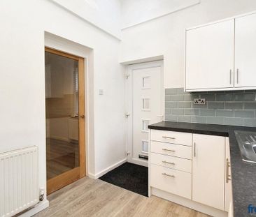 1 bedroom ground floor flat to rent - Photo 3