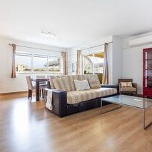 Apartment 3 bedrooms for rent Carnide Lisboa - furnished, parking space, swimming pool, store room, garage, playground, tennis court - Photo 1