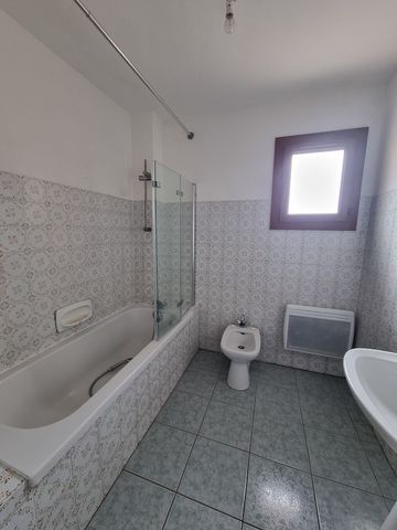 Location Appartement 3 pièces 70m² - Photo 4