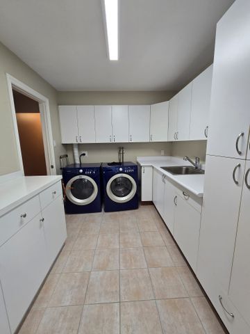 For Lease - 5 Island Court Unit# Lower, Whitchurch-Stouffville, Ontario - Photo 2
