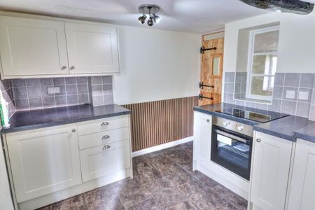 3 bedroom detached house to rent - Photo 5