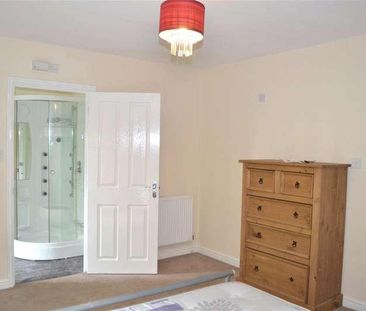 Westend Terrace, Gloucester, GL1 - Photo 2