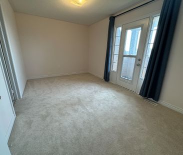 For Lease - 30 Buttonleaf Crescent, Whitchurch-Stouffville, Ontario - Photo 6