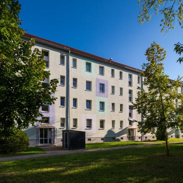 Wir sanieren für Sie! 3 Zimmer-Wohnung im EG mit Balkon in Merseburg - Photo 2