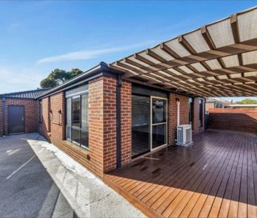 Point Cook - Photo 3