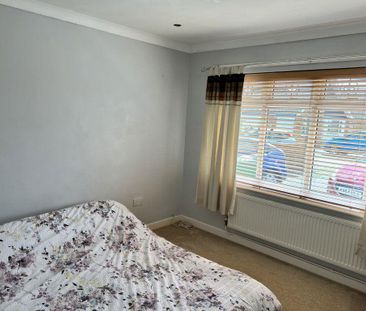 3 bedroom bungalow to rent - Photo 6