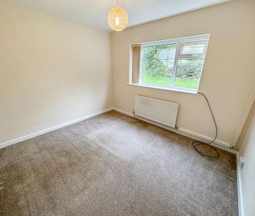 3 bedroom detached bungalow to rent - Photo 5