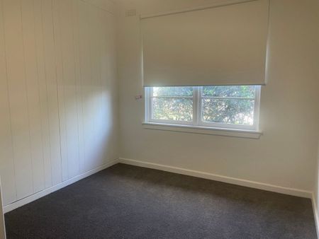 3 Bedroom House - Photo 3