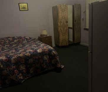 Yarraville - Photo 5