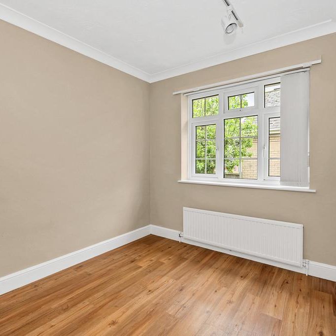 3 bedroom detached bungalow to rent - Photo 1