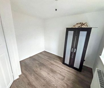 Tudor Walk, Kingston Park , Newcastle upon Tyne, Tyne and Wear, NE3... - Photo 2