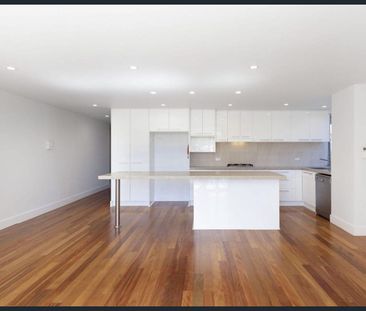 Exceptional City and River Views! - Photo 5