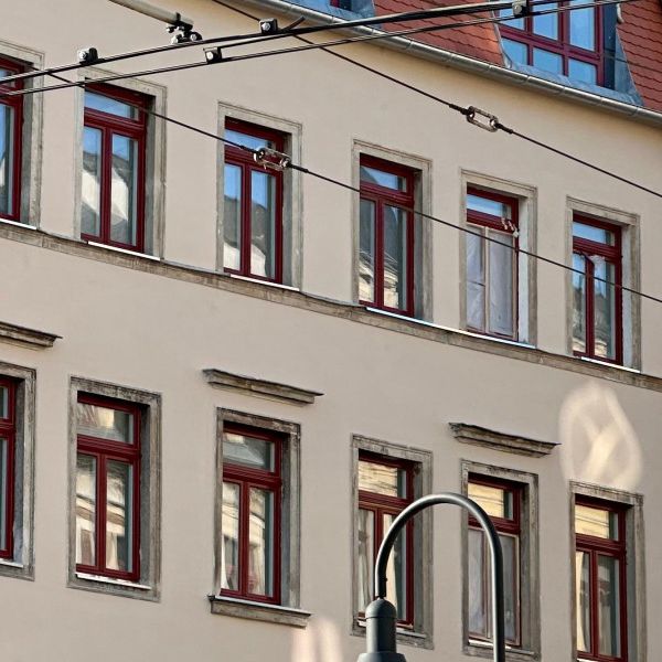 gz-i.de: Erstbezug in liebevoll sanierten Altbau mit großer Terrasse im Hechtviertel! - Photo 1