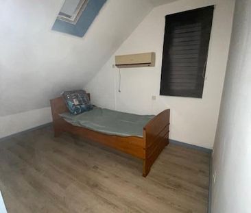 Location Maison 4 pièces 80m² ST JOSEPH 97480 - Photo 5