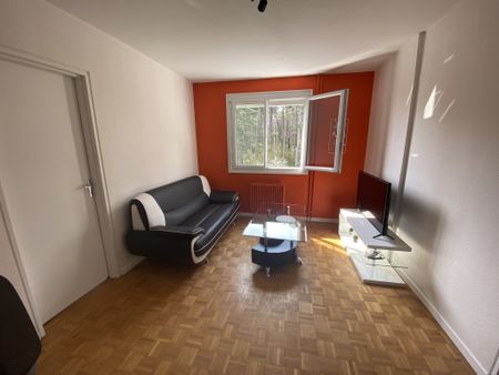 Location Appartement 2 pièces 43m² LE CREUSOT 71200 - Photo 3