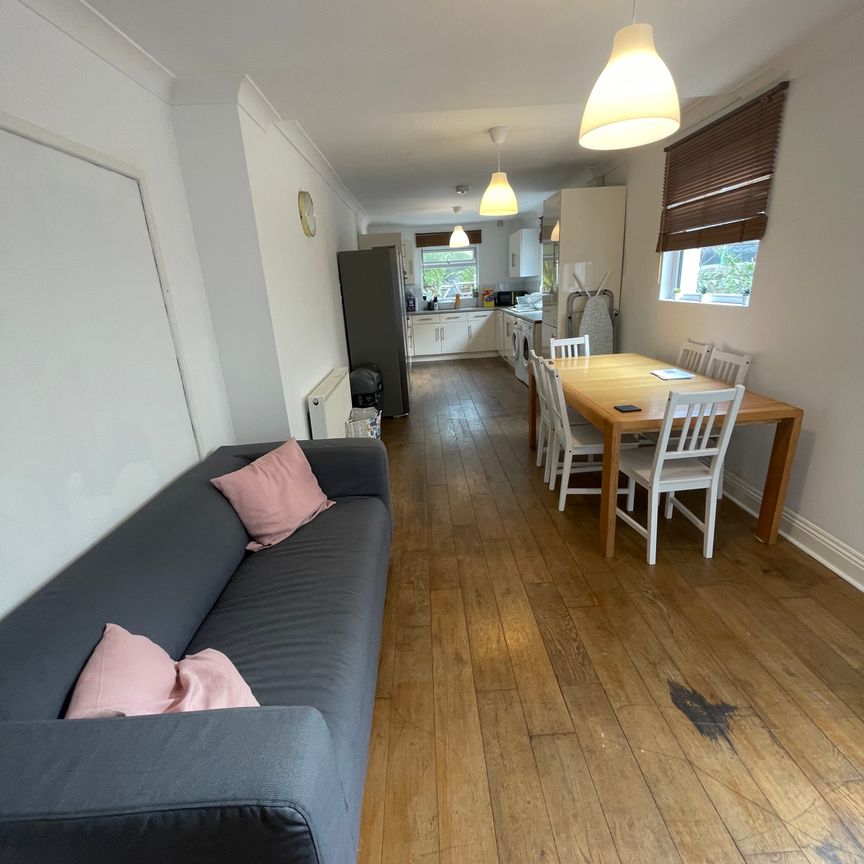 14 Clifton Street - Photo 1