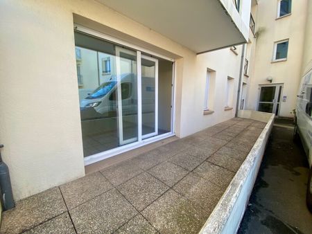 Location Appartement 2 pièces 48m² ORLEANS 45000 - Photo 2